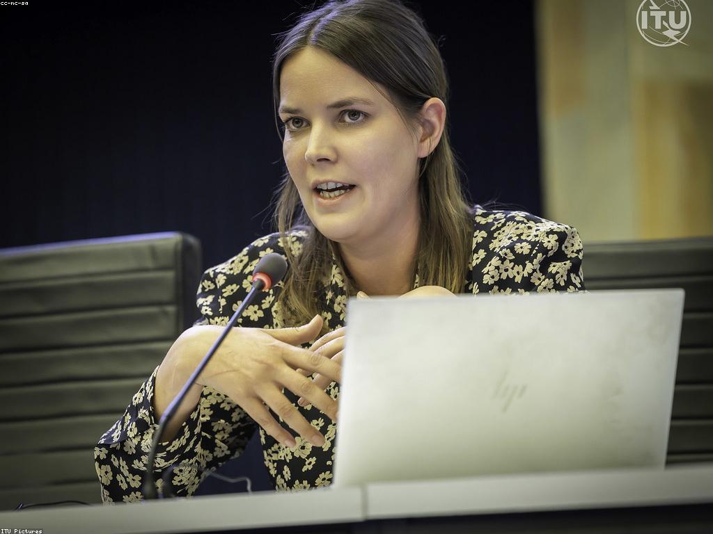 សារៈសំខាន់នៃព័ត៌មានឯកសារនៅក្នុងសង្គម