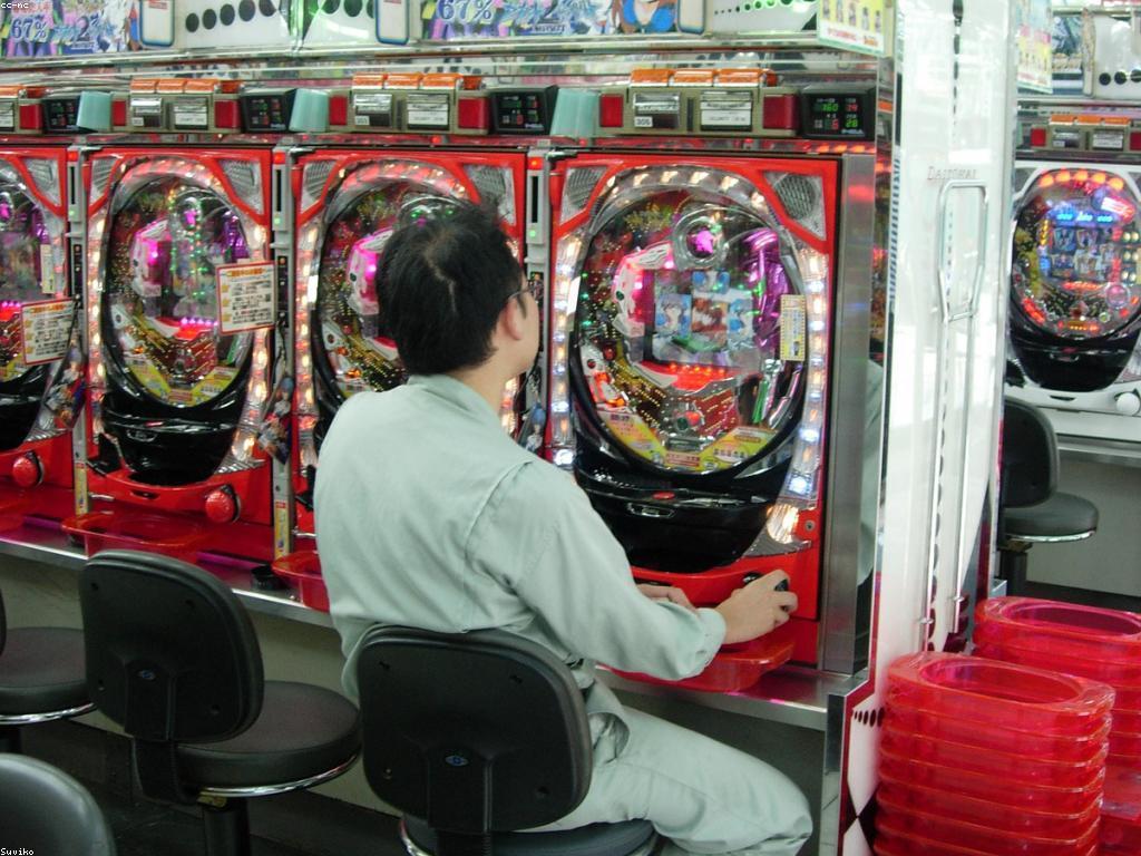 យុតិ្តសាស្ត្រក្នុងការលេងកម្មវិធីហោរា Slot